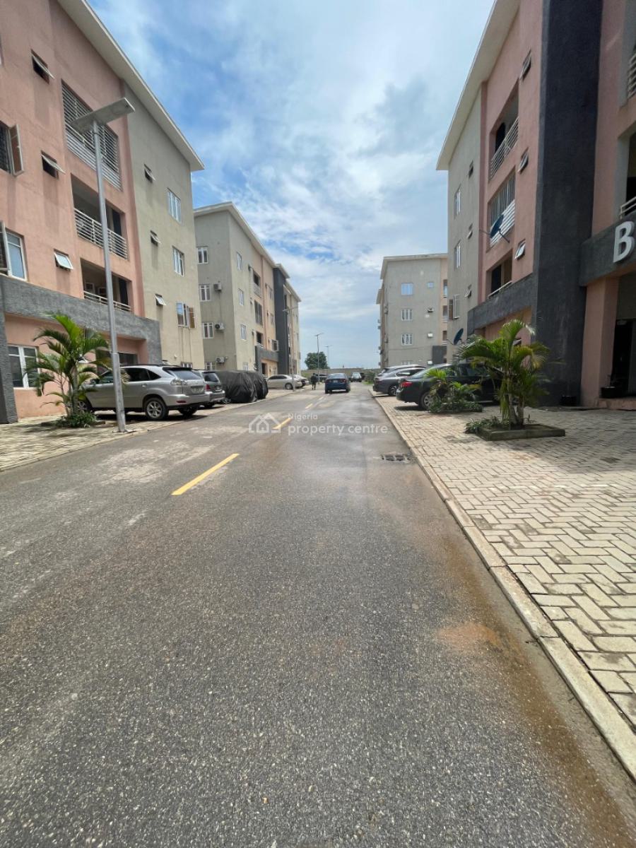 Serviced 3 Bedrooms Flat with Bq in a Serene and Secured Estate, Wuye By Zartech, Wuye, Abuja, Flat / Apartment for Rent