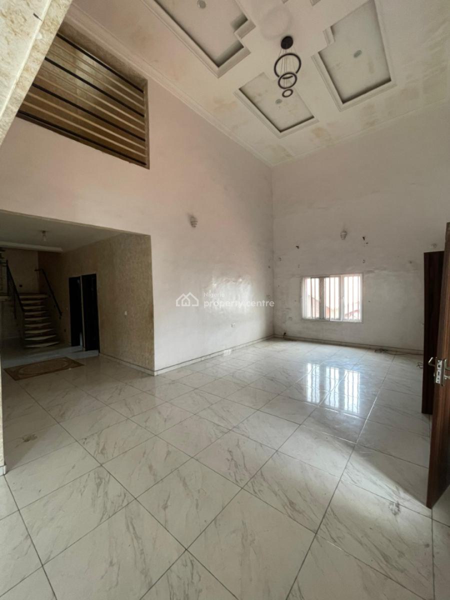 Serviced 4 Bedroom Terraced Duplex with Bq, Osapa London, Osapa, Lekki, Lagos, Terraced Duplex for Rent