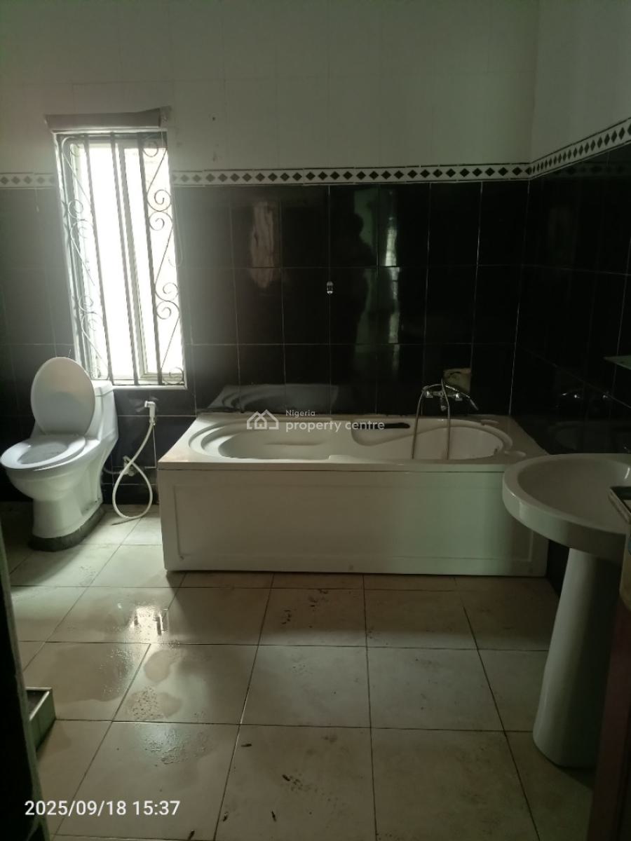 1 Bedroom Spacious Master Room, Estate at Ikota School Side, Ikota, Lekki, Lagos, Self Contain (single Rooms) for Rent