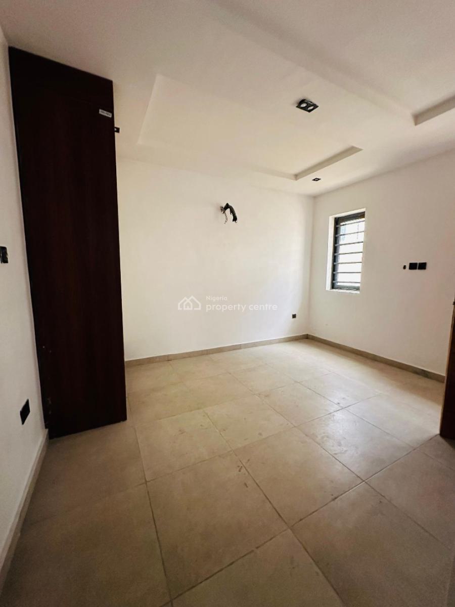 Spaciously Built 5 Bedroom Fully Detached Duplex with Bq, Gra Phase 2, Magodo, Lagos, Detached Duplex for Sale