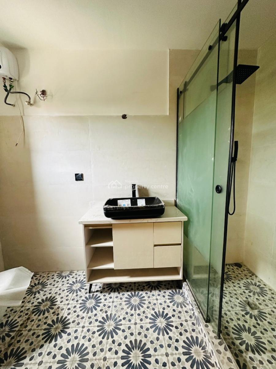 Spaciously Built 5 Bedroom Fully Detached Duplex with Bq, Gra Phase 2, Magodo, Lagos, Detached Duplex for Sale