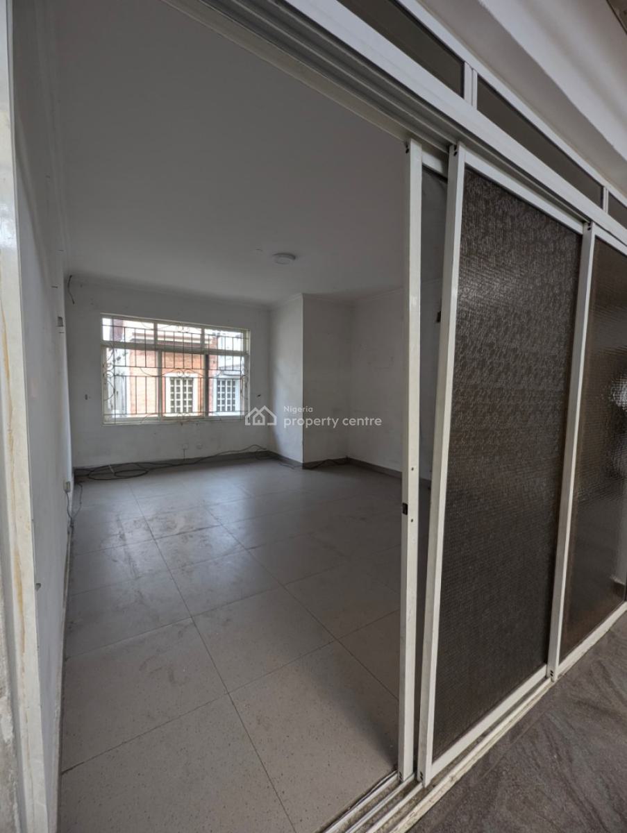 10 Room Duplex with Bq & Security Room (commercial Or Residential), Off Adebayo Doherty, Lekki Phase 1, Lekki, Lagos, Office Space for Rent
