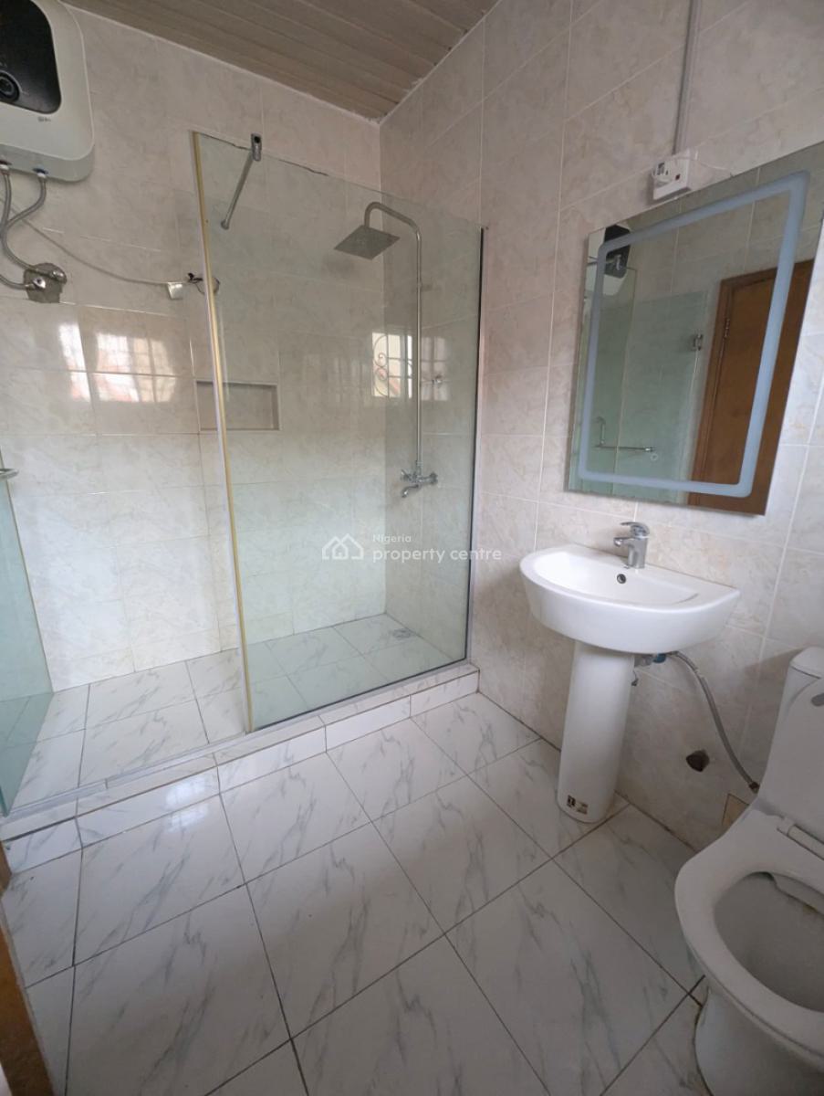 10 Room Duplex with Bq & Security Room (commercial Or Residential), Off Adebayo Doherty, Lekki Phase 1, Lekki, Lagos, Office Space for Rent