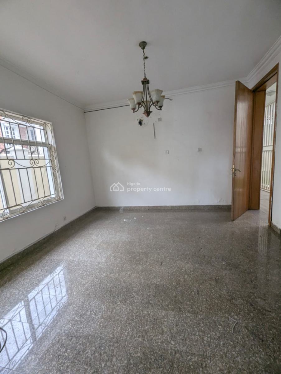 10 Room Duplex with Bq & Security Room (commercial Or Residential), Off Adebayo Doherty, Lekki Phase 1, Lekki, Lagos, Office Space for Rent