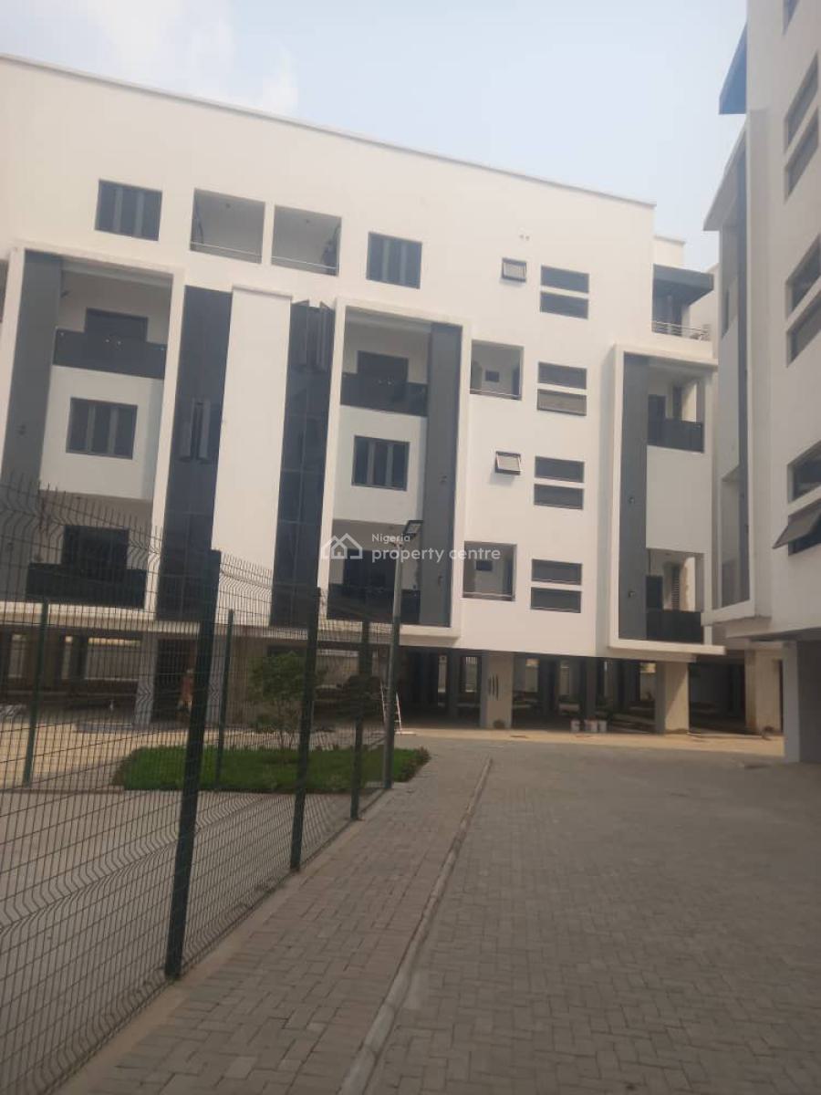 4 Bed Rooms Mansionatte, Olaleye, New Town Estate, Iponri, Surulere, Lagos, Terraced Duplex for Sale