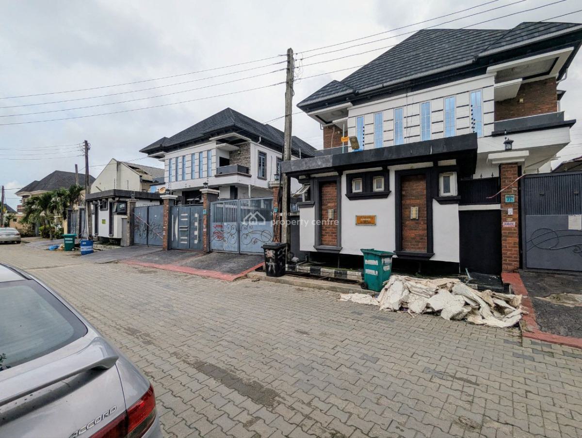 Clean 4bedroom Semi Detached Duplex with Bq, Ikota, Lekki, Lagos, Semi-detached Duplex for Rent