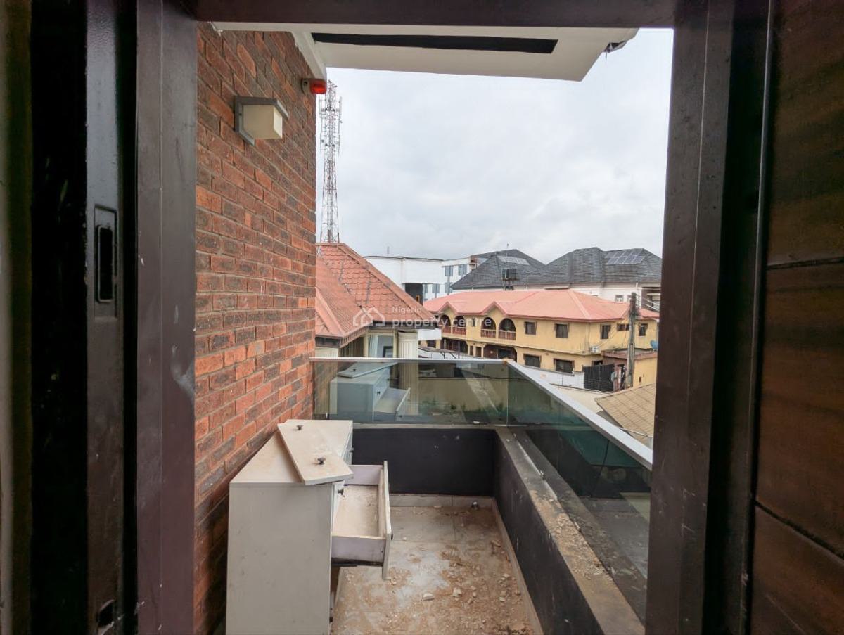 Clean 4bedroom Semi Detached Duplex with Bq, Ikota, Lekki, Lagos, Semi-detached Duplex for Rent