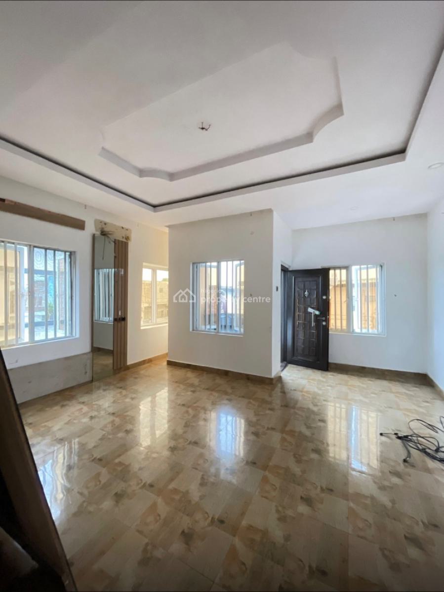 Well Maintained 4 Bedroom Spacious Semi Detached Duplex, Marshal Surulere Lagos, Surulere, Lagos, Semi-detached Duplex for Sale