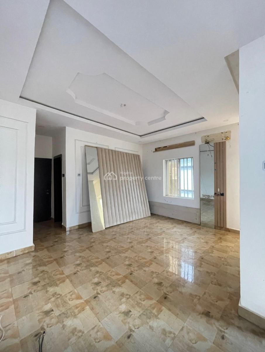 Well Maintained 4 Bedroom Spacious Semi Detached Duplex, Marshal Surulere Lagos, Surulere, Lagos, Semi-detached Duplex for Sale