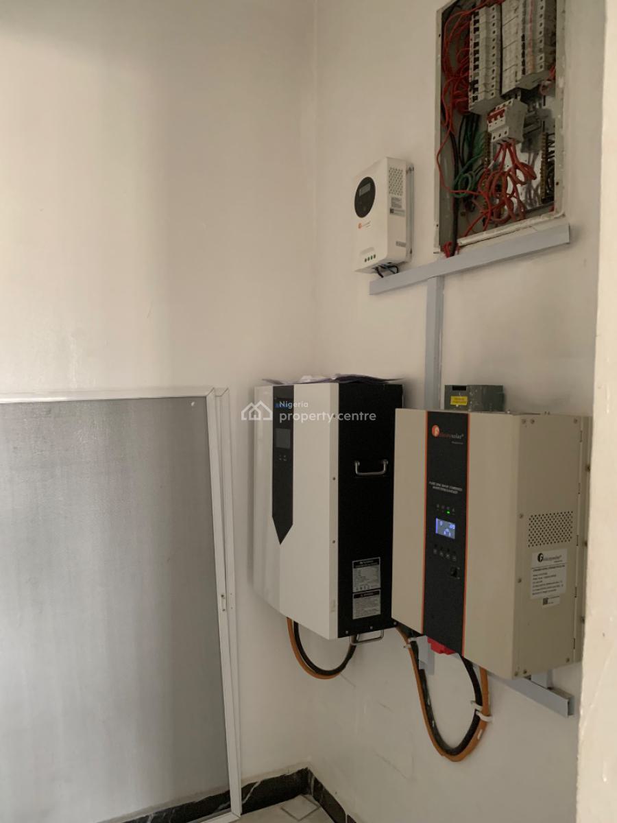 Spacious 3 Bedroom Apartment, Lekki Phase 1, Lekki, Lagos, Flat / Apartment for Rent