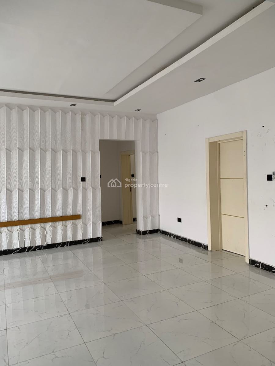 Spacious 3 Bedroom Apartment, Lekki Phase 1, Lekki, Lagos, Flat / Apartment for Rent