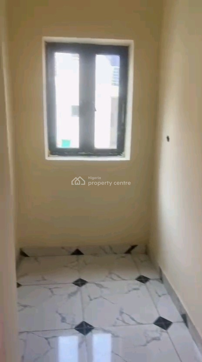 Luxurious 4-bedroom Terrace Duplex with Bq in Prime Guzape, Abuja, By Nnpc, Guzape District, Abuja, Terraced Duplex for Sale