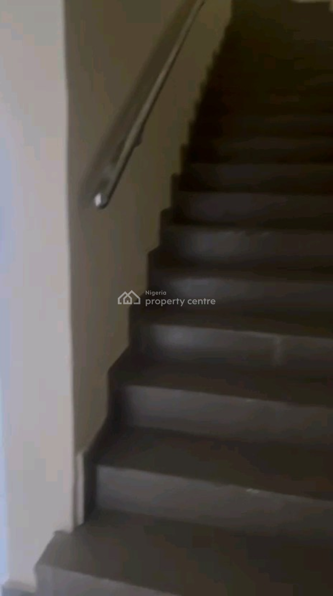 Luxurious 4-bedroom Terrace Duplex with Bq in Prime Guzape, Abuja, By Nnpc, Guzape District, Abuja, Terraced Duplex for Sale