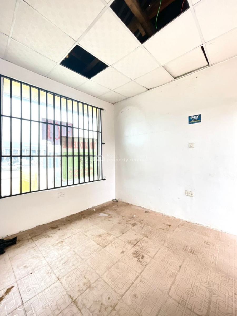 Regular Size Shop Space, Sangotedo, Ajah, Lagos, Shop for Rent