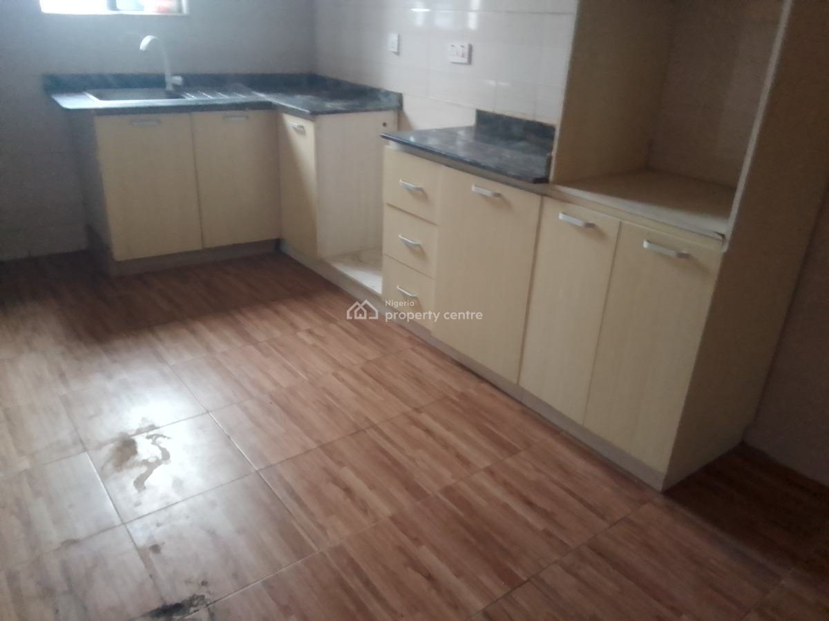 Spacious Luxury 2 Bedroom Flat with Excellent Features, Alasela Estate, Ogombo, Ajah, Lagos, Flat / Apartment for Rent