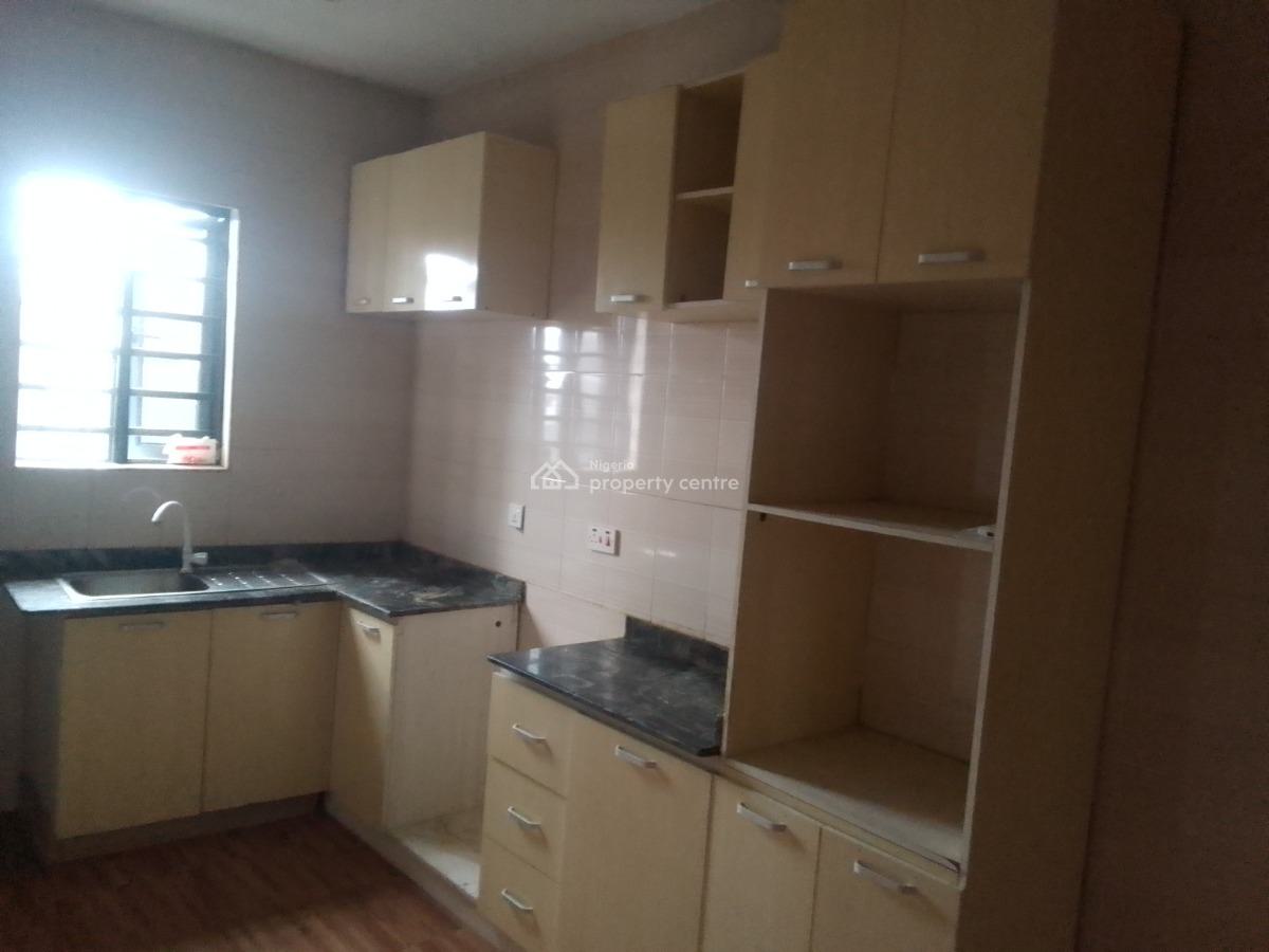 Spacious Luxury 2 Bedroom Flat with Excellent Features, Alasela Estate, Ogombo, Ajah, Lagos, Flat / Apartment for Rent