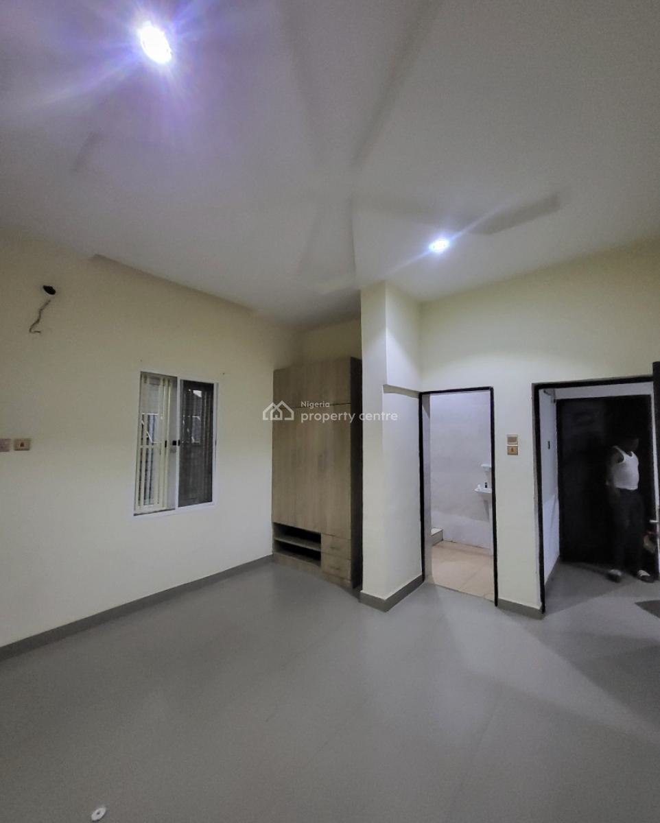 Luxurious Massive 2bedroom Flat, By American International School, Durumi, Abuja, Flat / Apartment for Rent