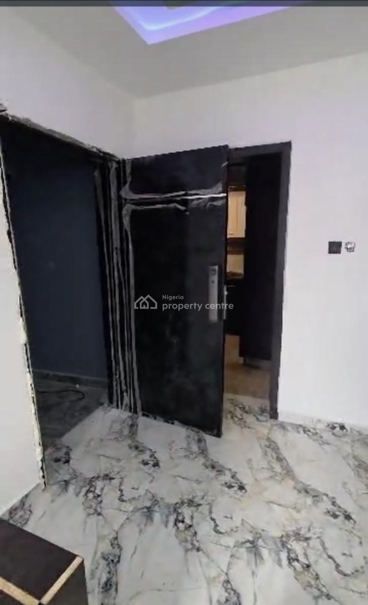 3 Bedroom Apartment with a Bq and a Gymnasium, Maryland, Lagos, Flat / Apartment for Sale