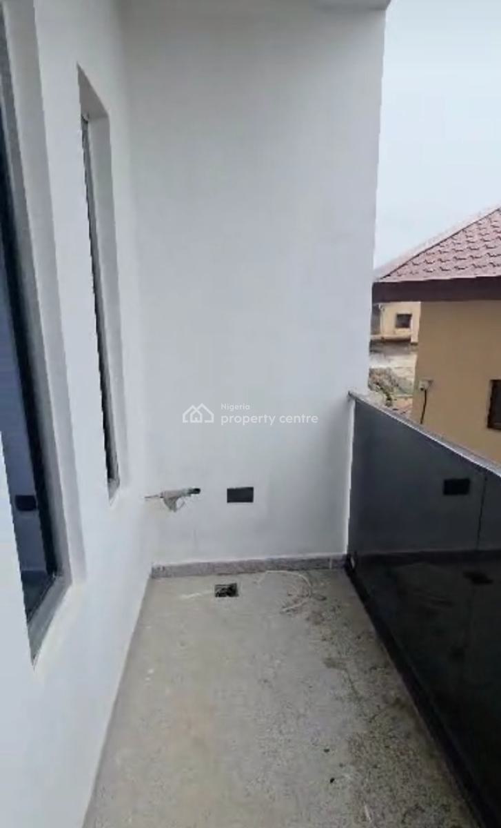 3 Bedroom Apartment with a Bq and a Gymnasium, Maryland, Lagos, Flat / Apartment for Sale