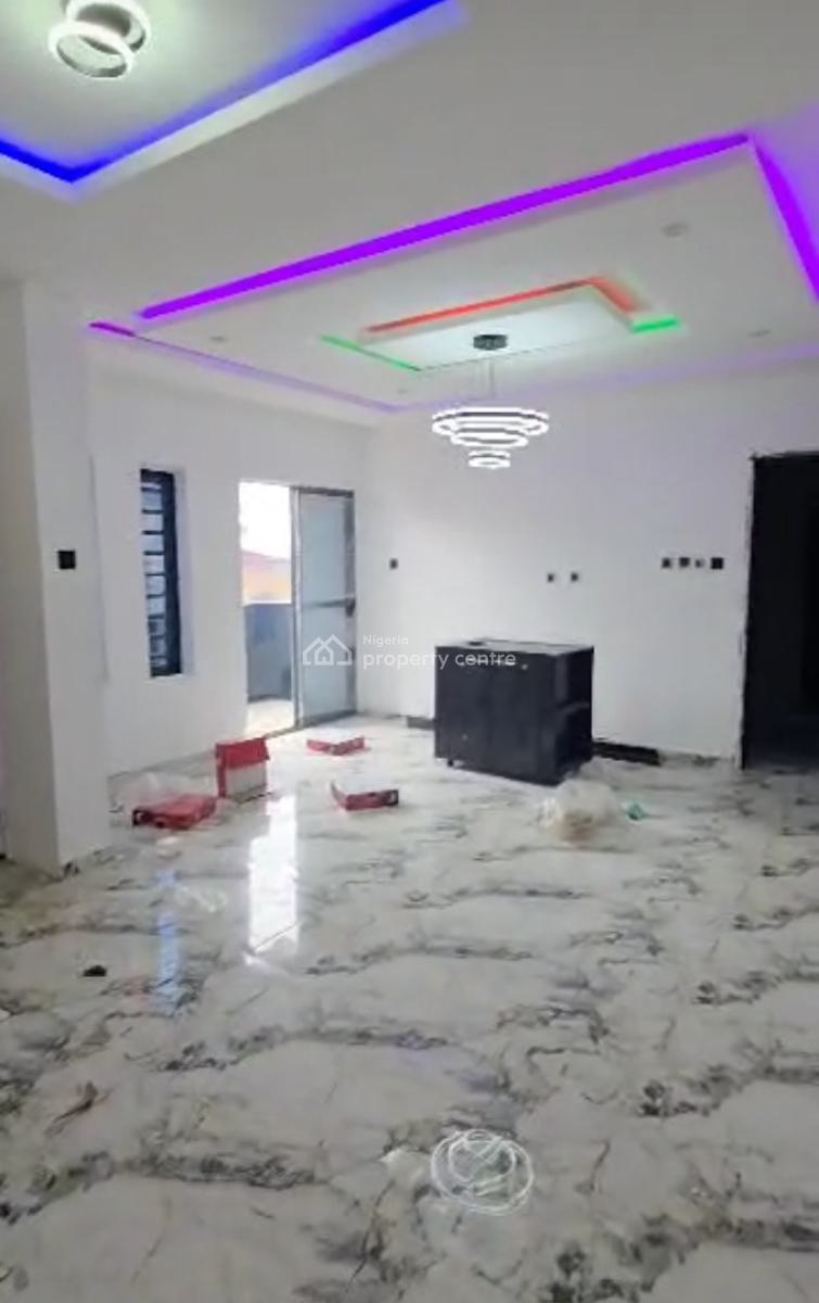 3 Bedroom Apartment with a Bq and a Gymnasium, Maryland, Lagos, Flat / Apartment for Sale