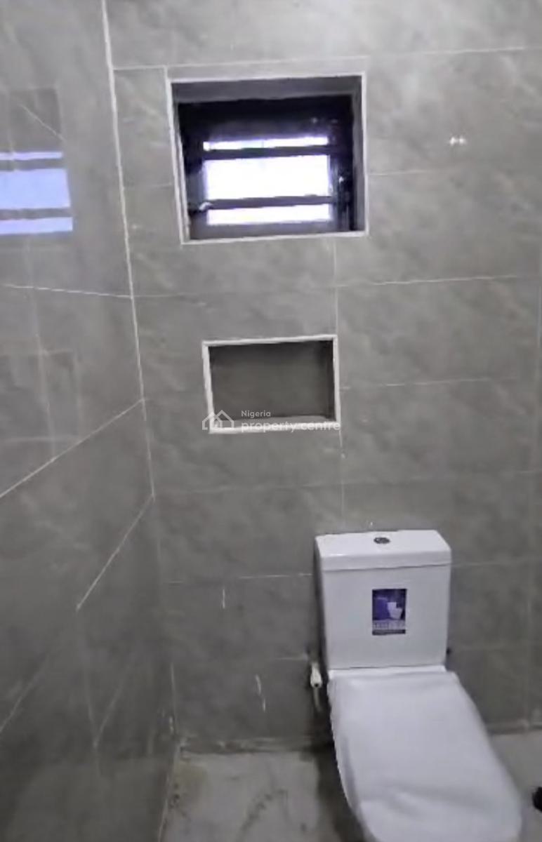 3 Bedroom Apartment with a Bq and a Gymnasium, Maryland, Lagos, Flat / Apartment for Sale