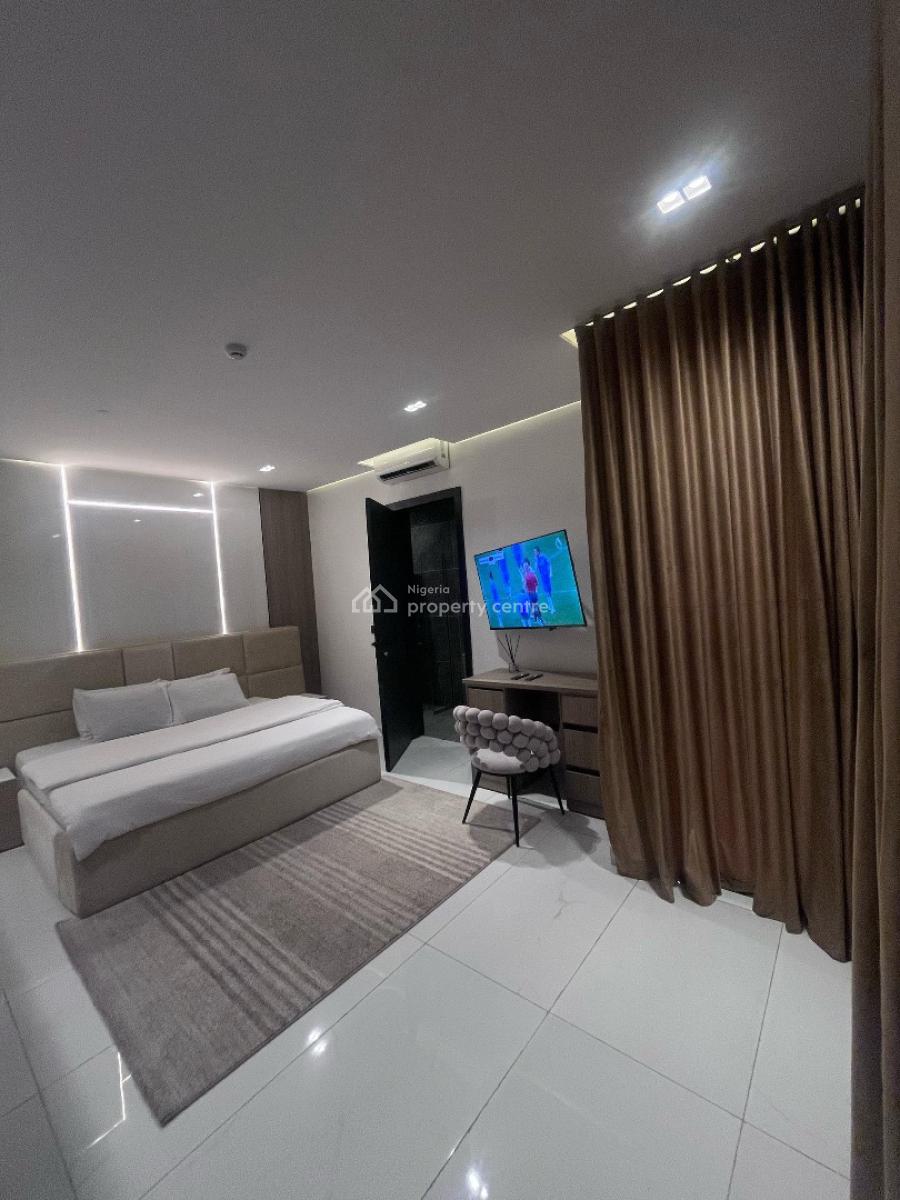 2 Bedroom Mansionette with a Pool , Gym Room Etc, Lekki Phase 1, Lekki Phase 1, Lekki, Lagos, Flat / Apartment for Sale