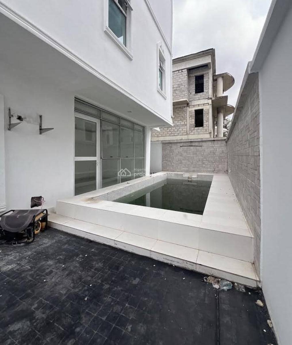 Luxurious 5 Bedroom Fully Detached Duplex with Bq, Banana Island Lagos, Ikoyi, Lagos, Flat / Apartment for Rent