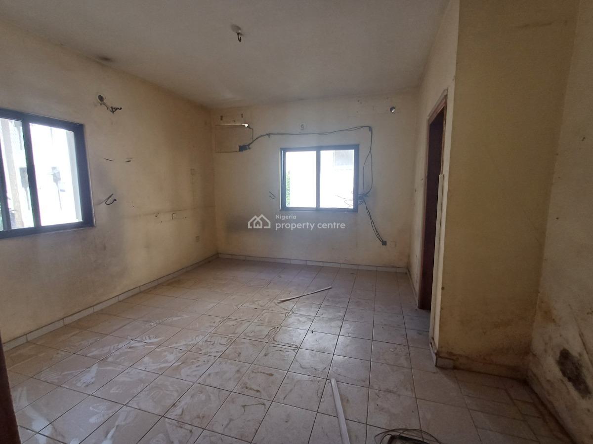 3 Bedroom Flat on The First Floor, Mabushi, Abuja, Flat / Apartment for Rent