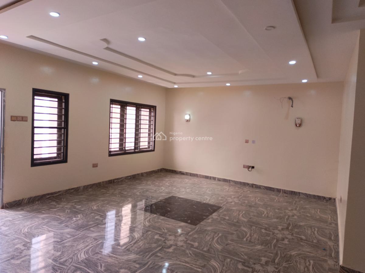 Standard 3 Bedrooms Block of Flat First Floor, Jahi By Gilmor, Jahi, Abuja, Flat / Apartment for Rent