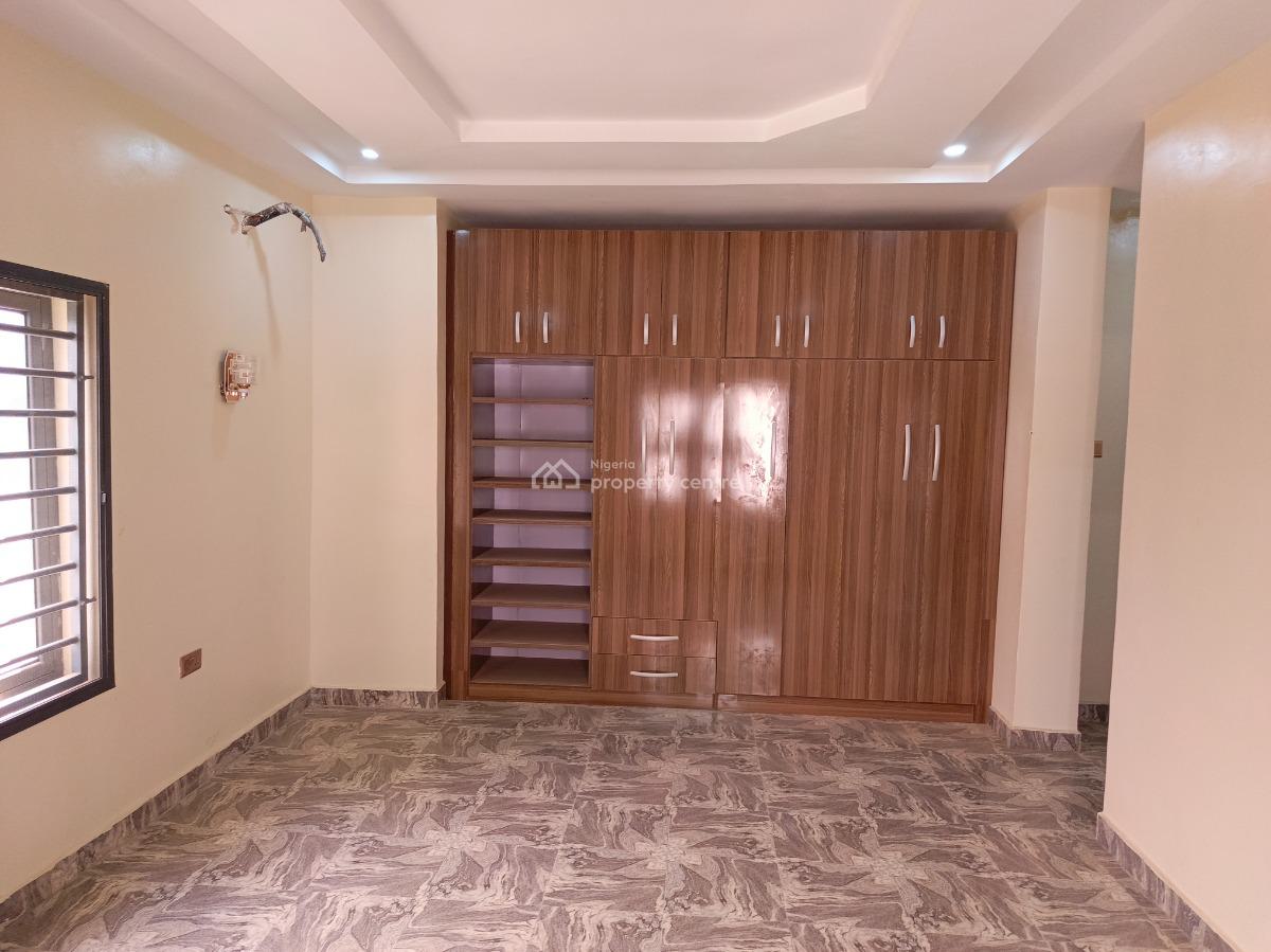 Standard 3 Bedrooms Block of Flat First Floor, Jahi By Gilmor, Jahi, Abuja, Flat / Apartment for Rent