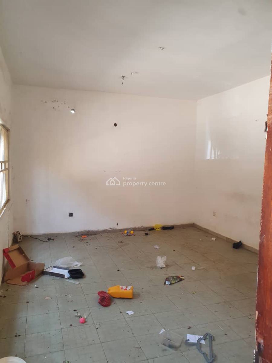 2 Bedroom Flat on Ground Floor in an Estate, Jabi, Dakibiyu, Abuja, Block of Flats for Sale
