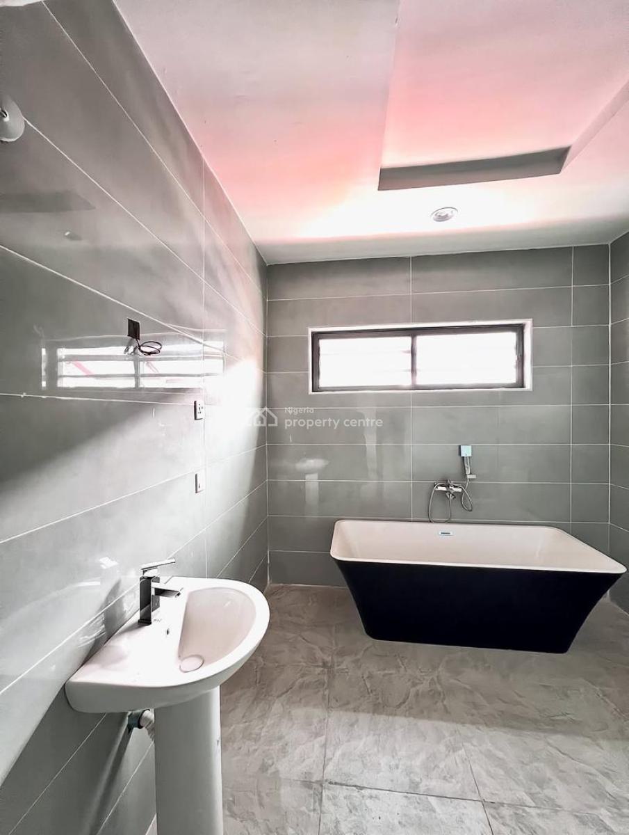 Lovely 4 Bedroom Terrace Duplex with Bq, Swimming Pool, Lounge, Lekki Phase 1, Lekki, Lagos, Terraced Duplex for Sale