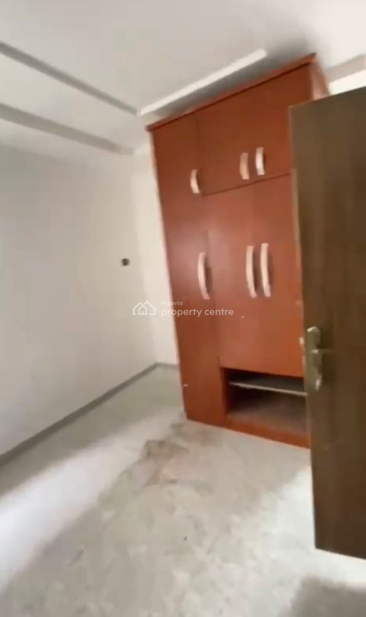 Spacious 2 Bedroom En-suite Flat, Dawaki, Gwarinpa, Abuja, House for Rent
