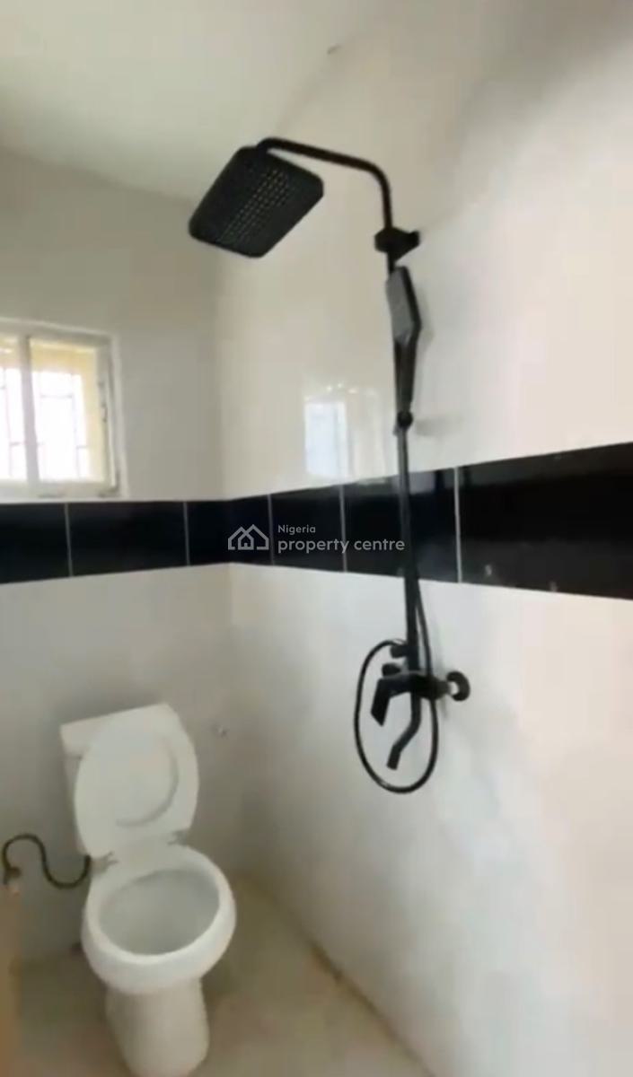 Spacious 2 Bedroom En-suite Flat, Dawaki, Gwarinpa, Abuja, House for Rent