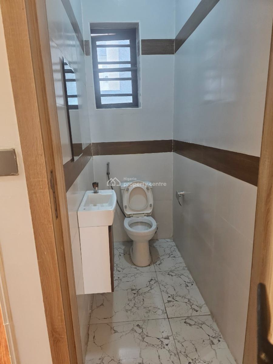 Distress 4 Bedrooms Terrace Duplex with Bq, Dpk Estate Orchid Road, Lekki, Lagos, Terraced Duplex for Sale