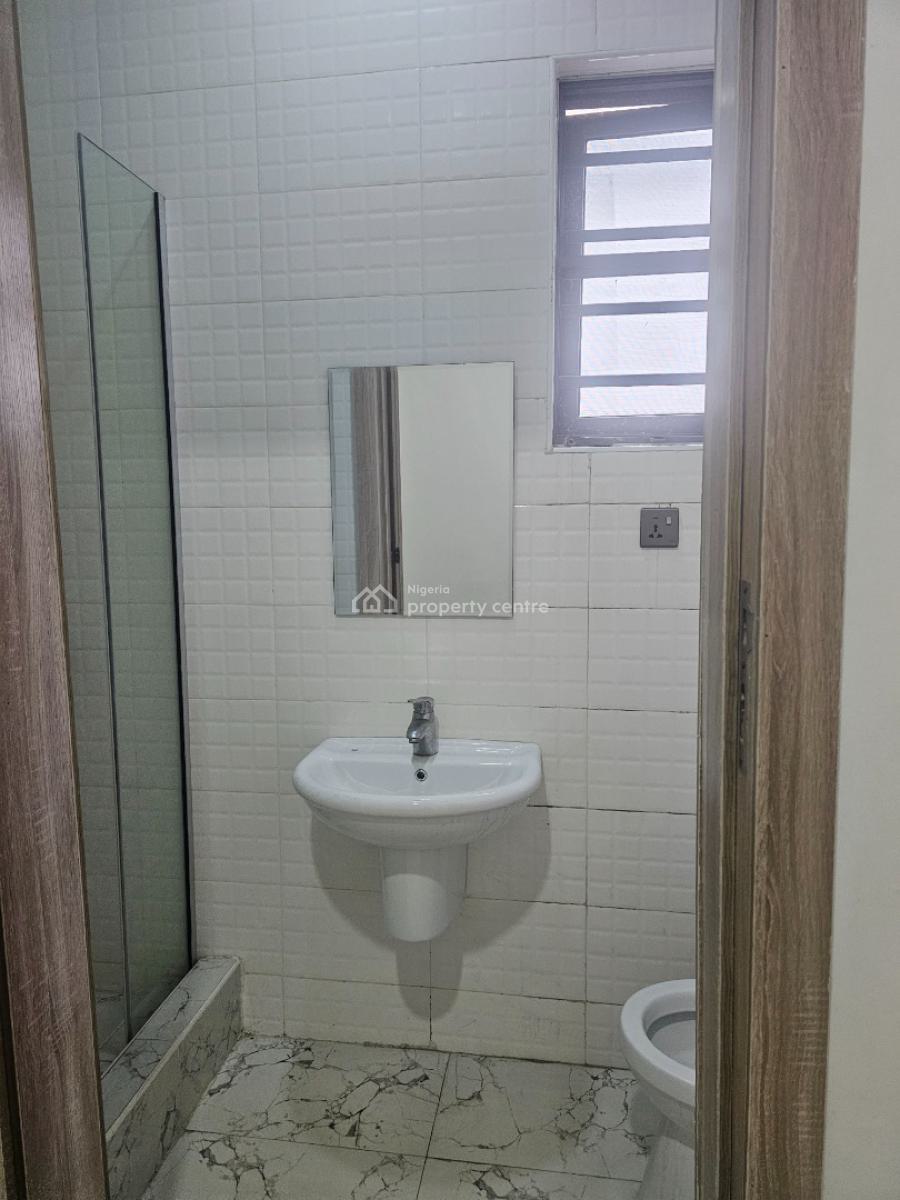 Distress 4 Bedrooms Terrace Duplex with Bq, Dpk Estate Orchid Road, Lekki, Lagos, Terraced Duplex for Sale