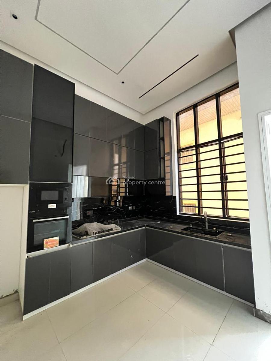 Luxury 3 Bedroom Apartment with a Pool , Gym , Elevator, Bq, Lekki Phase 1, Lekki Phase 1, Lekki, Lagos, Flat / Apartment for Sale