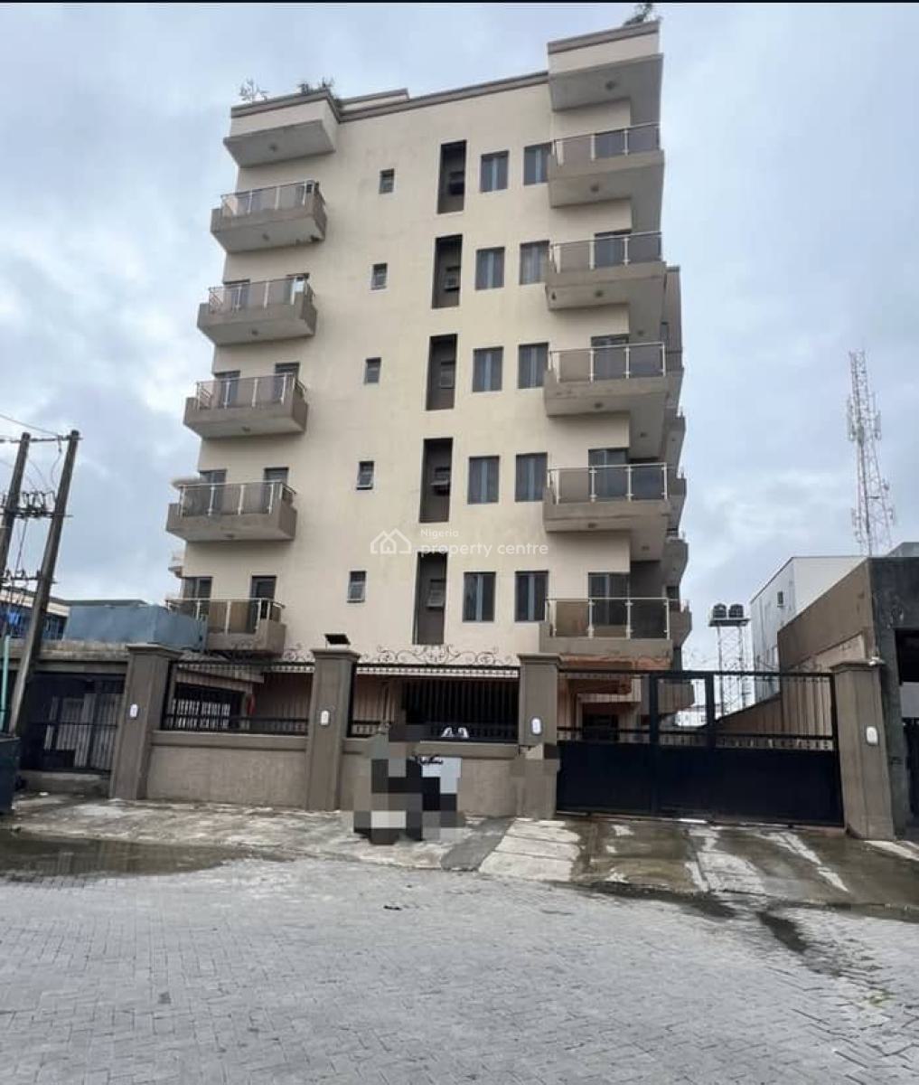 Fully Serviced and Spacious 3 Bedroom Apartment, Victoria Island (vi), Lagos, Flat / Apartment for Rent