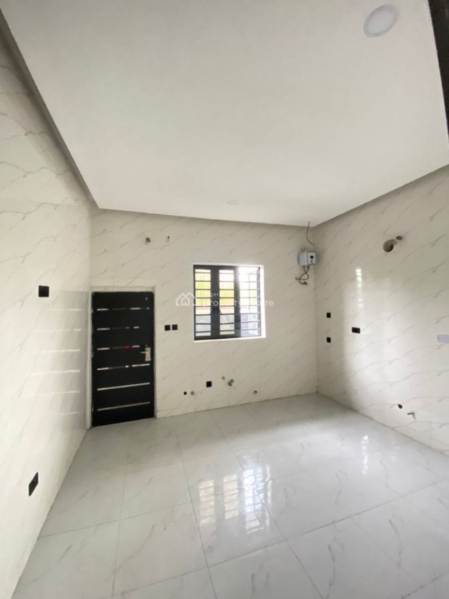 Contemporary 5 Bedroom Detached Duplex with Bq, Vgc, Lekki, Lagos, Detached Duplex for Sale