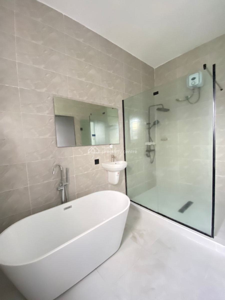 Contemporary 5 Bedroom Detached Duplex with Bq, Vgc, Lekki, Lagos, Detached Duplex for Sale