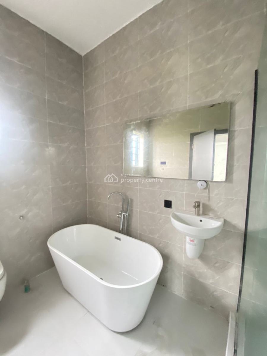 Contemporary 5 Bedroom Detached Duplex with Bq, Vgc, Lekki, Lagos, Detached Duplex for Sale