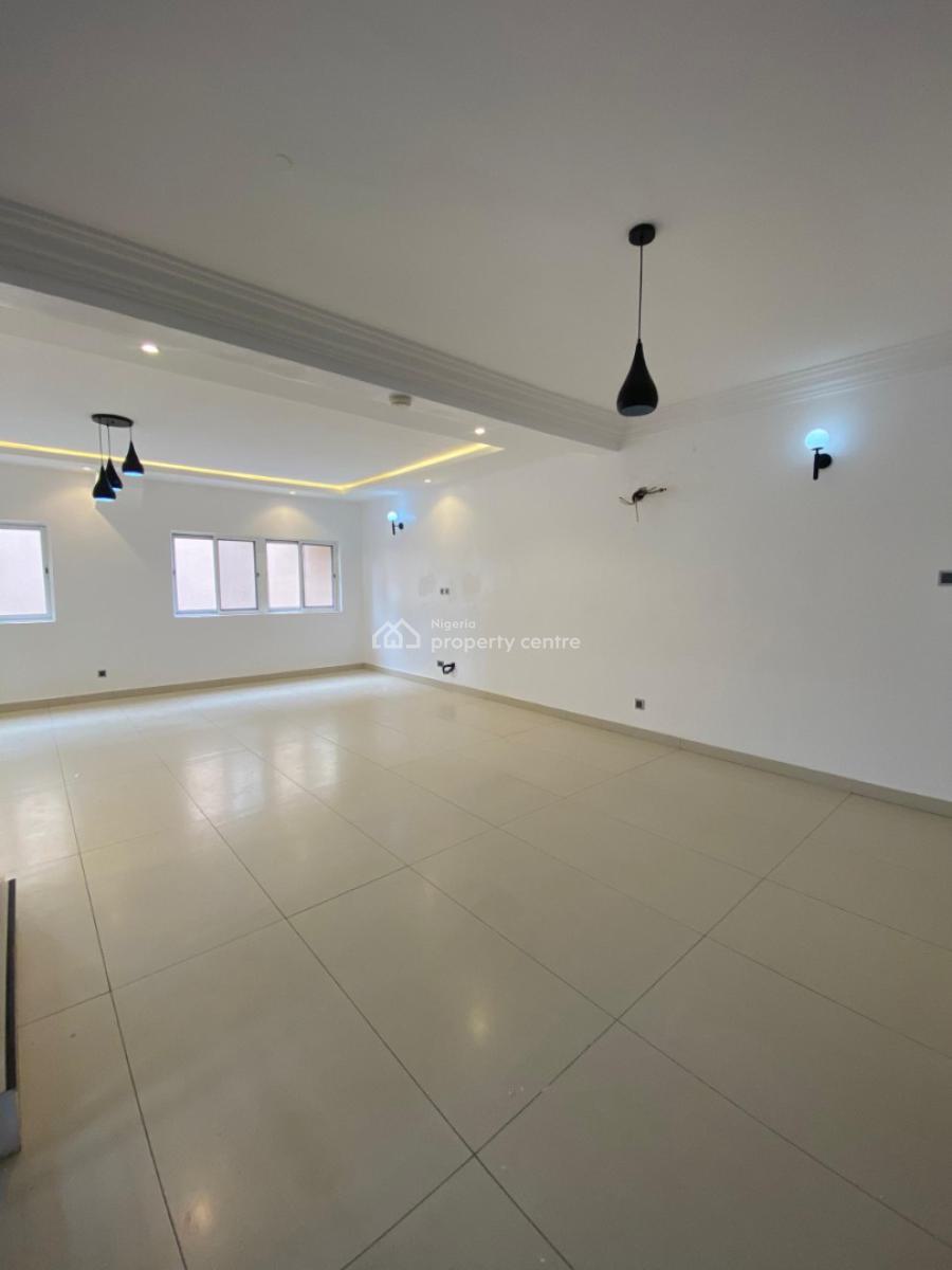 Serviced 4 Bedroom En-suite Townhouse with Fitted Kitchen/pantry, Cook, Lekki Phase 1, Lekki, Lagos, Terraced Duplex for Rent