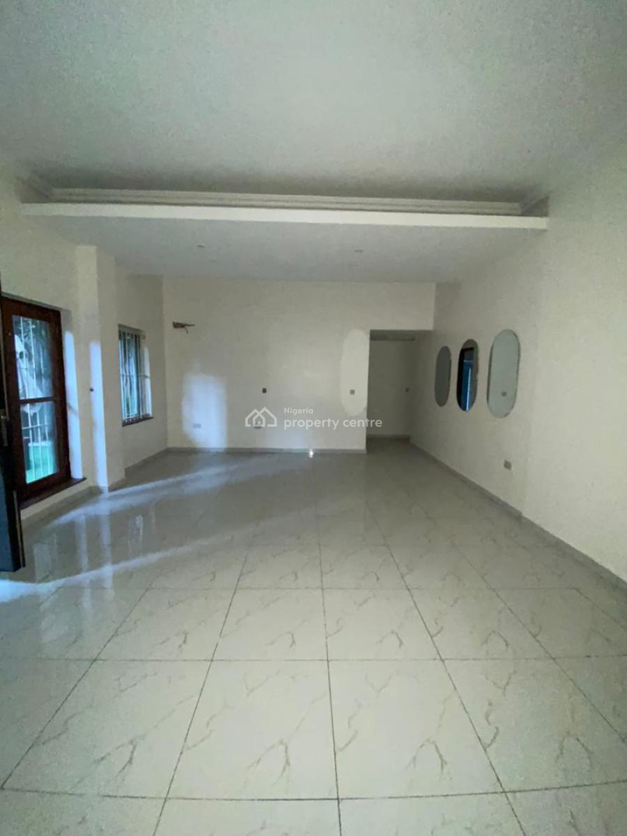 Fully Serviced 2 Bedroom Apartment with Private Yard, Victoria Island (vi), Lagos, Flat / Apartment for Rent