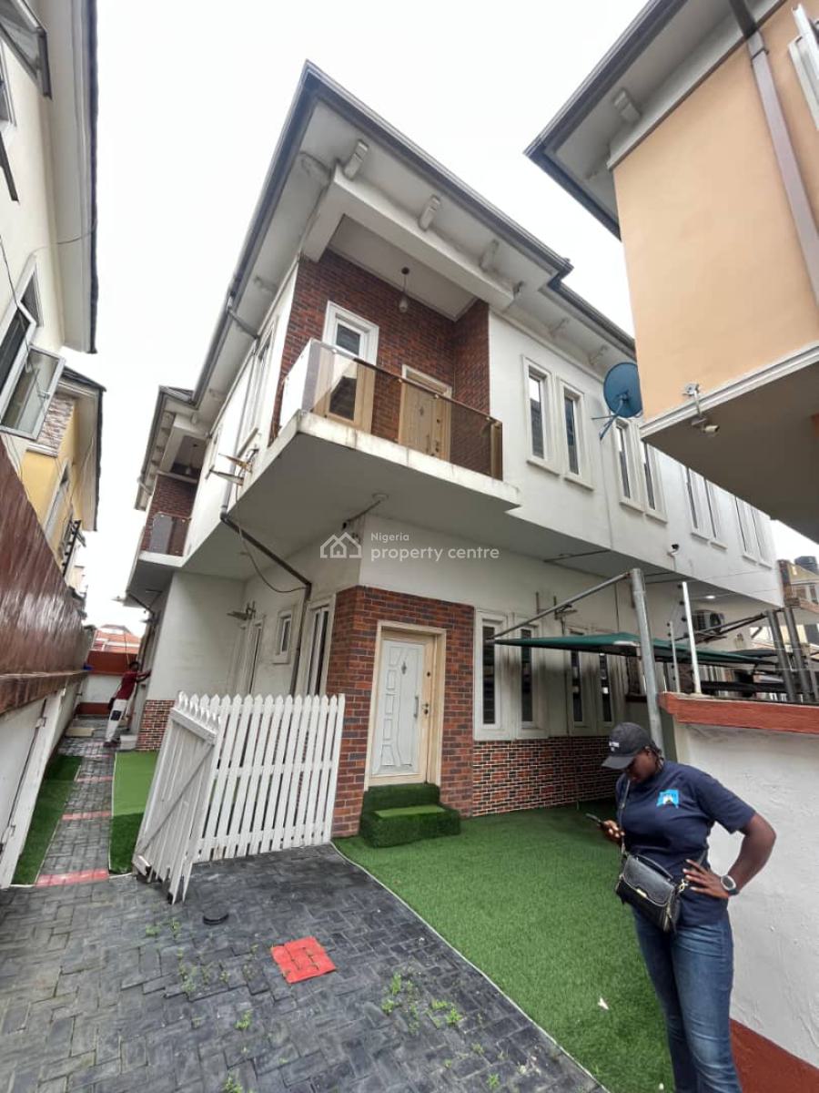 Spacious 4 Bedroom Semidetached Duplex with Bq, Idado, Lekki, Lagos, Semi-detached Duplex for Rent