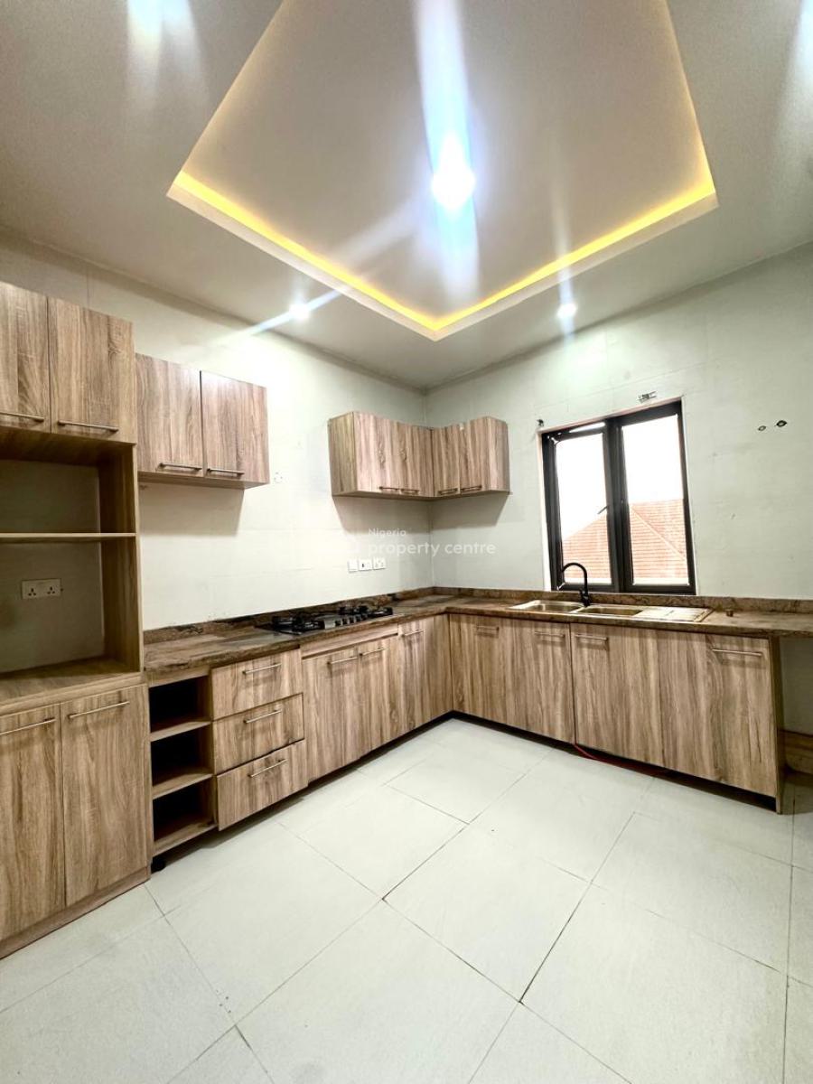 2bedroom Apartment, Agungi, Lekki, Lagos, Flat / Apartment for Rent
