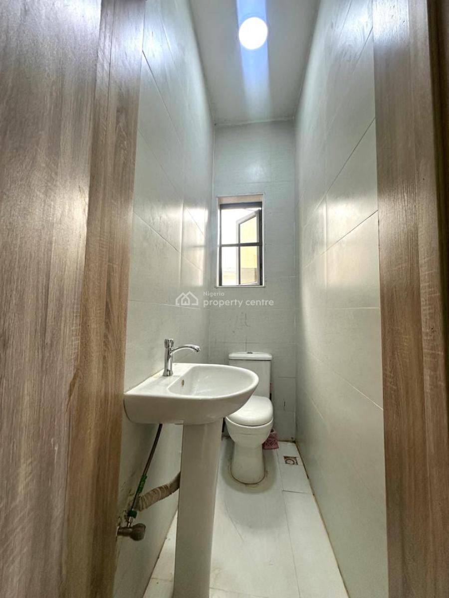 2bedroom Apartment, Agungi, Lekki, Lagos, Flat / Apartment for Rent