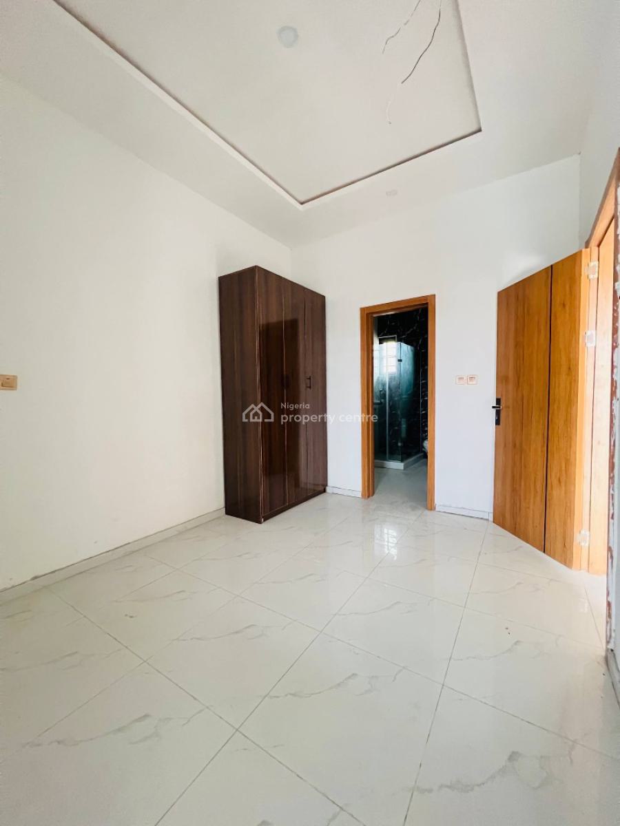 1 Bedroom Apartment, 1bedroom Apartment, 1unit Left., Lekki Phase 2, Lekki, Lagos, Block of Flats for Sale