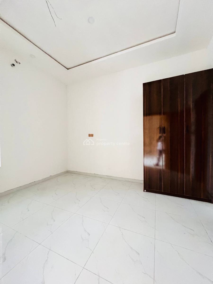 1 Bedroom Apartment, 1bedroom Apartment, 1unit Left., Lekki Phase 2, Lekki, Lagos, Block of Flats for Sale