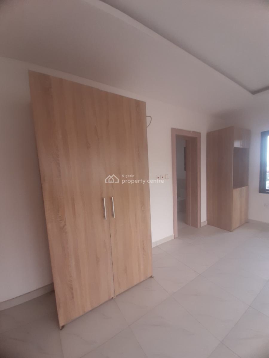 Newly Built and Serviced with 24/7 Power Supply 4 Bedroom En-suite Mai, Lekki Phase 1, Lekki, Lagos, House for Sale