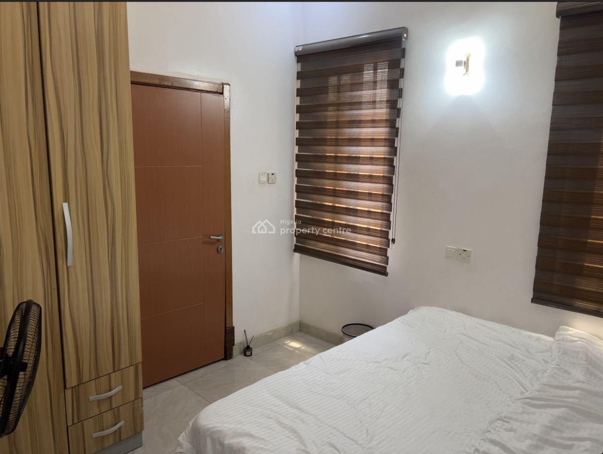 2 Bedrooms Flat, Magodo Gra Phase 2, Magodo, Lagos, Flat / Apartment Short Let